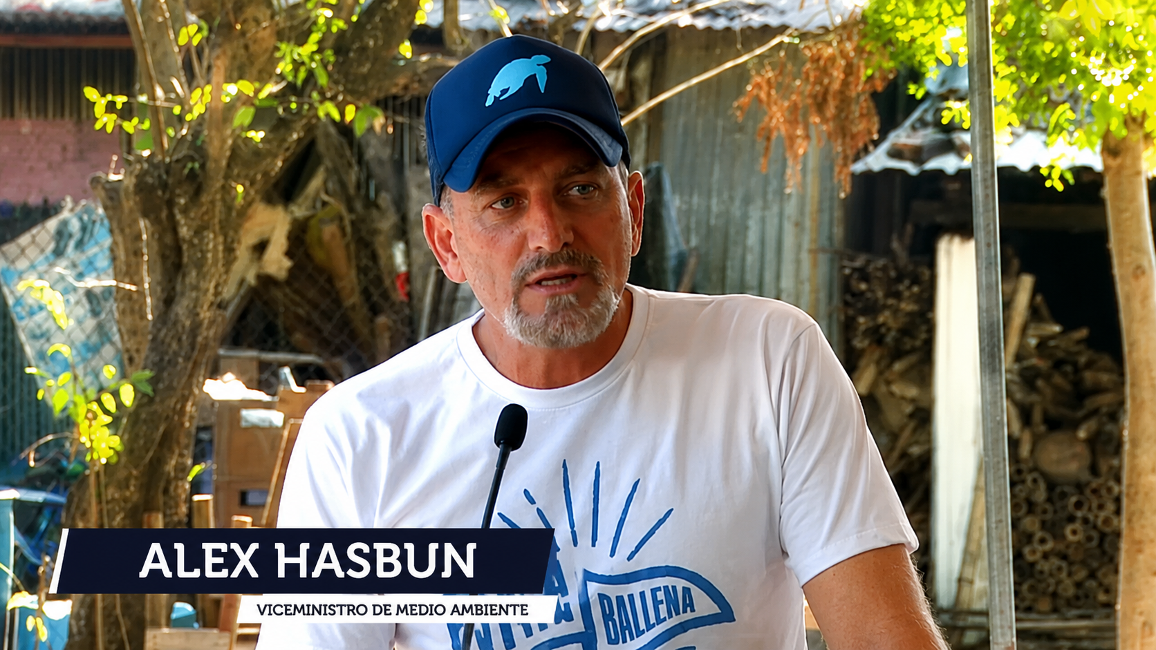 Alex Hasbun interviewed as Vice Minister of Environment during Viva Ballena